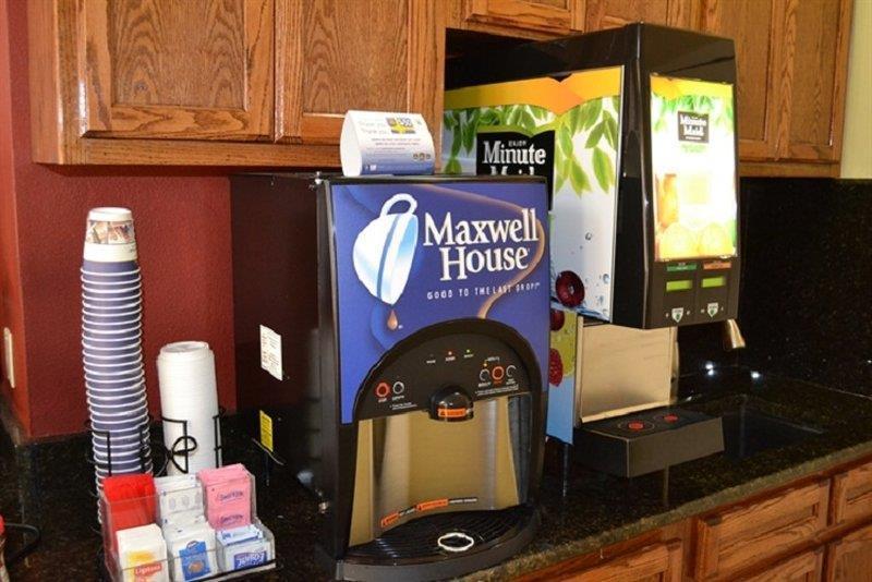 Best Western Regency Inn & Suites Gonzales Restaurant photo