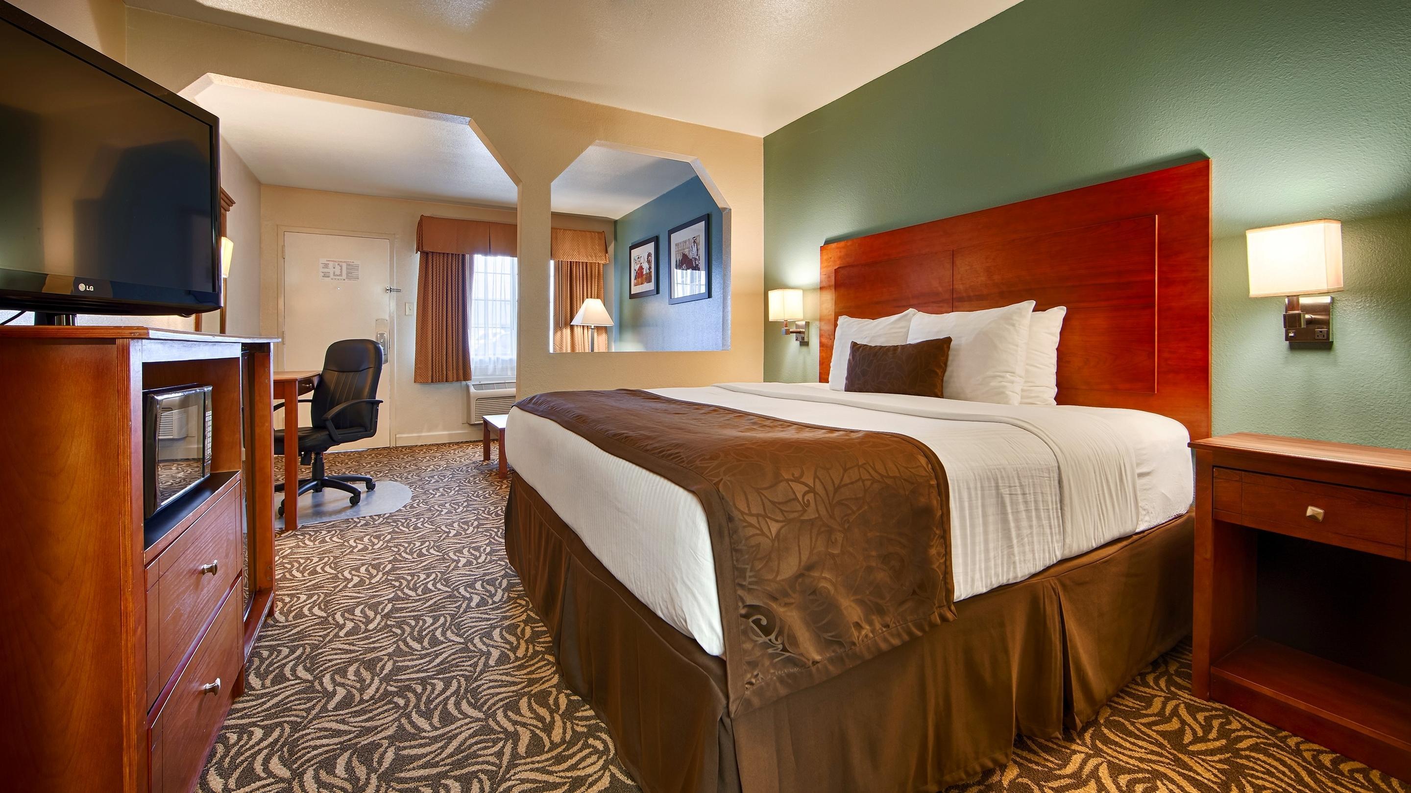 Best Western Regency Inn & Suites Gonzales Exterior photo